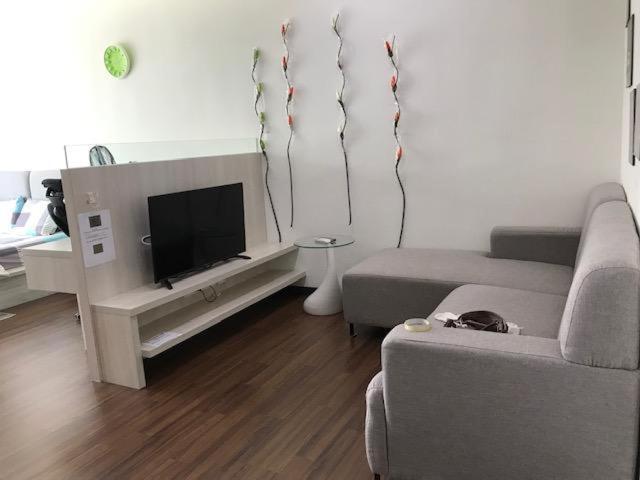 Silk Sky Residence Seri Kembangan Exterior foto